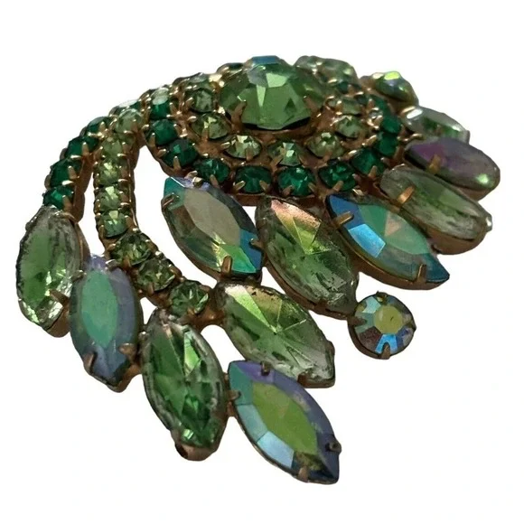 Vintage Multicolored Green Rhinestone Crystal Marquise Brooch Pin Mid Century - Picture 4 of 9